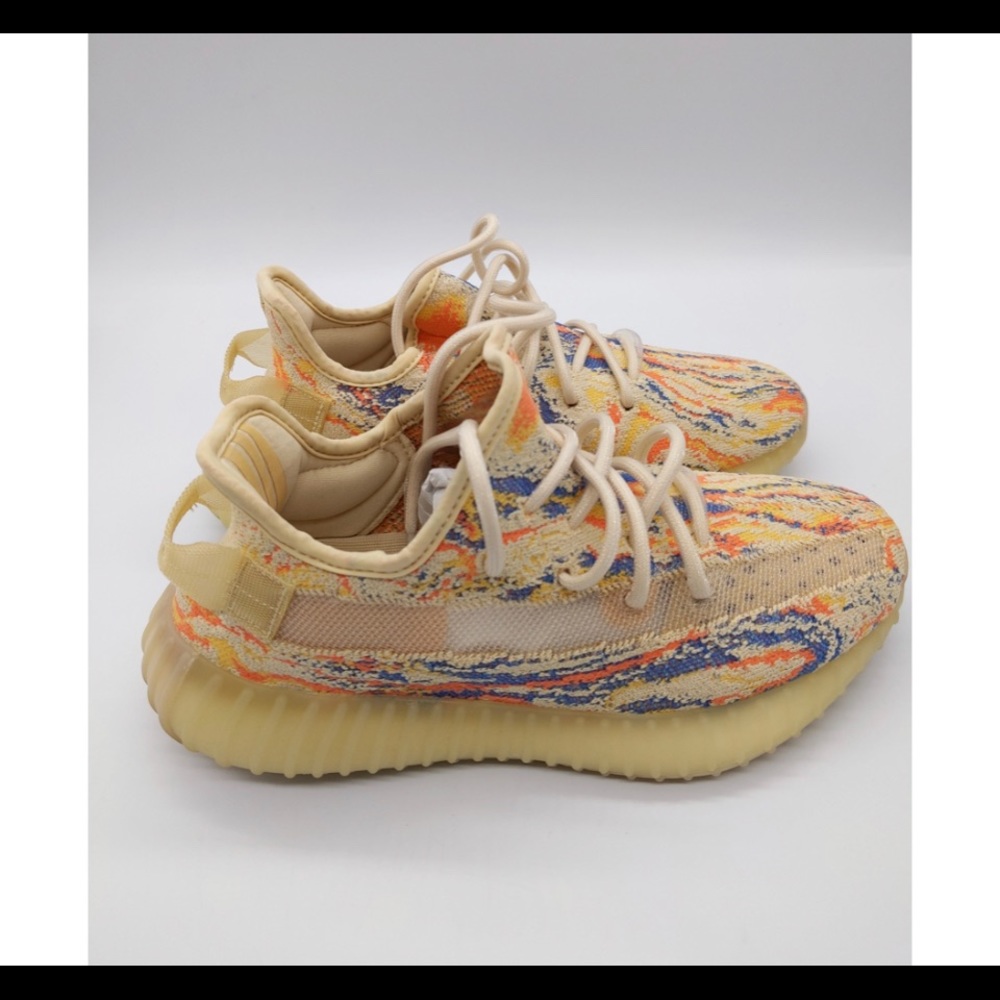 Yeezy worn once to try on